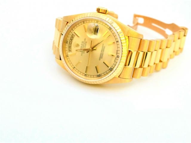 ヴァシュロンコンスタンタンが叶える伝統と革新の美中古時計が持つ資産価値と魅力